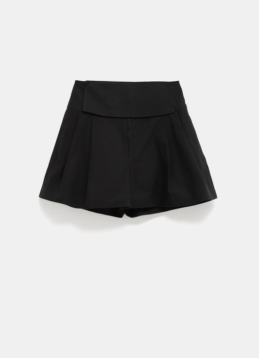 Seam Pleated Shorts